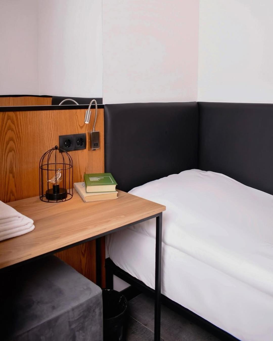 Orion Hostel Erevan Esterno foto